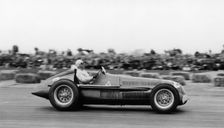 Alfa Romeo, Giuseppe Farina winner British Grand Prix at Silverstone 1950. Creator: Unknown