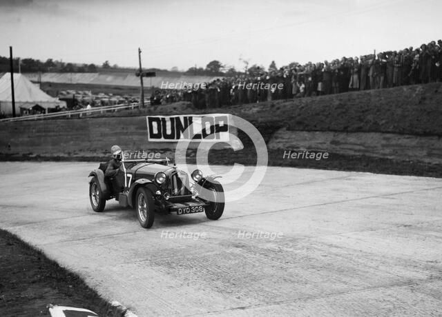 Alfa Romeo racing at Brooklands, 1938 or 1939. Artist: Bill Brunell.