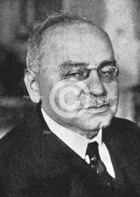 Alfred Adler (1870-1937), Austrian psychiatrist. Artist: Unknown