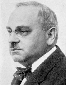 Alfred Adler (1870-1937) Austrian psychiatrist