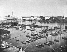 'Alger. Le Port et l'Amiraute; Afrique du nord 1914. Creator: Unknown