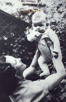 Alice Sommerlath with her daughter, Silvia, Heidelberg, Germany, 1944