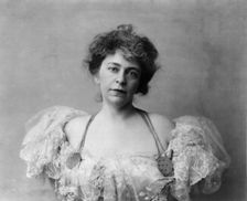 Alice (Pike) Barney, 1857-1931, between c1890 and c1910. Creator: Frances Benjamin Johnston