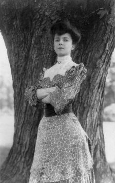 Alice (Roosevelt) Longworth, 1884-1980, 1902. Creator: Frances Benjamin Johnston