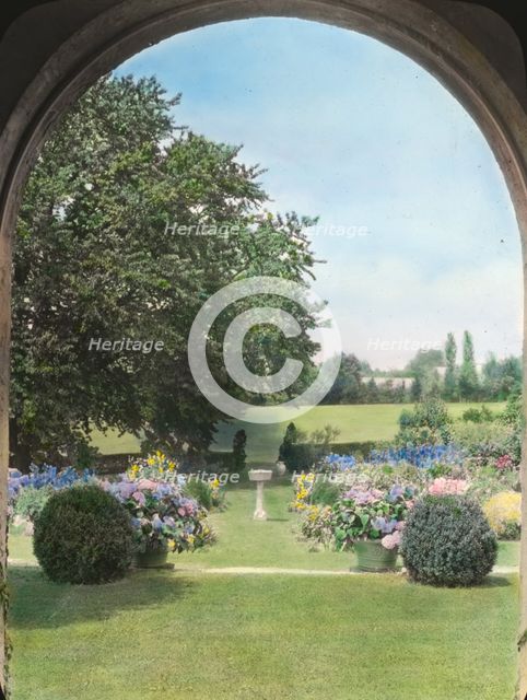 "Allgates," Horatio Gates Lloyd house, Cooperstown Road, Haverford, Pennsylvania, 1919. Creator: Frances Benjamin Johnston.