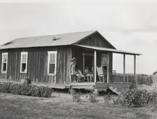 Allen Plantation operated by Natchitoches Farmstead Association, a cooperative established..., 1940. Creator: Marion Post Wolcott