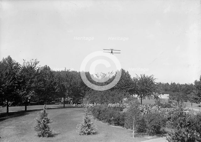 Allied Aircraft - Demonstration At Polo Grounds; Early Thomas-Morse American Plane, 1917. Creator: Harris & Ewing.