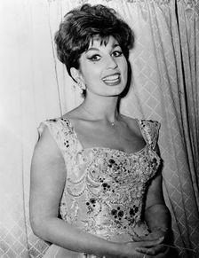 Alma Cogan (1932-1966), British singer. Creator: Unknown