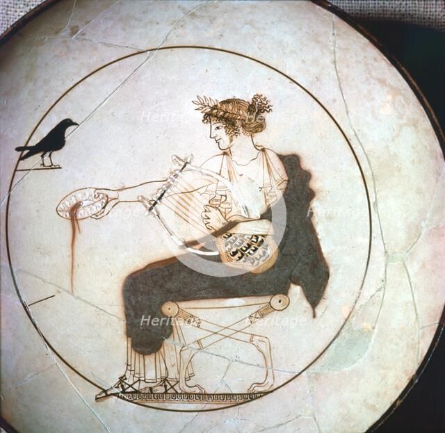 Apollo offering a libation to the raven, kylix, 5th century BC.