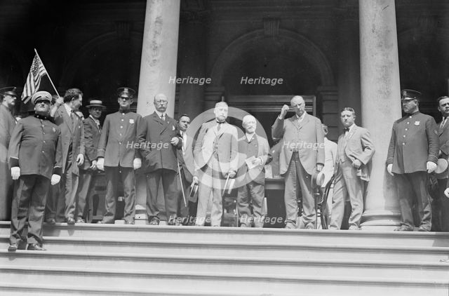 Appleton, Gaynor, Schiff & Ridder, 1913. Creator: Bain News Service.