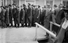 Applying for subway work, between c1910 and c1915. Creator: Bain News Service