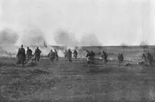 Apres l'explosion d'une mine pres de vauquois : l'attaque de l'entonnoir a la grenade et..., c1916. Creator: Unknown