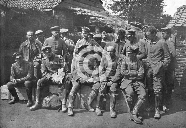 ''Apres la Bataille; Officiers Allemands Prisonniers', 1914. Creator: Unknown.