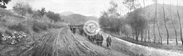 'Apres la Perte de Pirot et de Nich; Apres la prise, par les Bulgares, de Pirot..., 1915 (1924). Creator: Unknown.