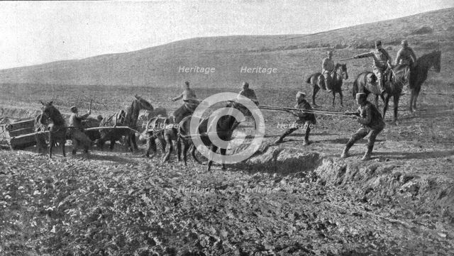 'Apres la prise de Monastir; les difficultes du ravitaillement sur les routes de la vallee..., 1916. Creator: Unknown.