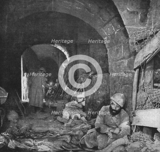 'Apres la reprise du Fort de Vaux; le couloir central', 1916. Creator: Unknown.