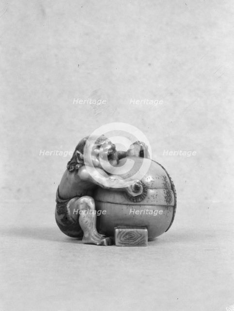 Art object that belonged to Arnold Genthe, between 1896 and 1942. Creator: Arnold Genthe.