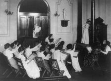 Art class with live model, Normal School, Washington, D.C., (1899?). Creator: Frances Benjamin Johnston