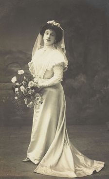 Arthur Grayson, dressed as a bride, for "The Jollity Boys", 1909. Creator: Unknown