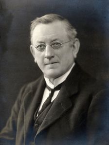 Arthur Templar Davies. Creator: Unknown