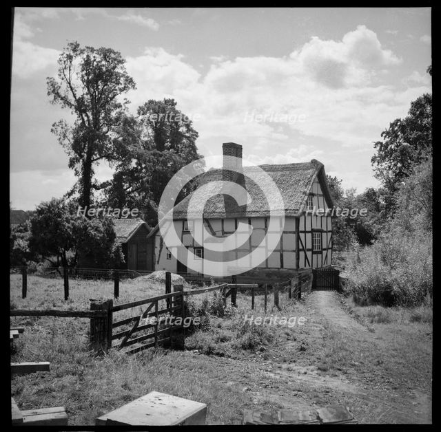 Artist's Cottage, Trotshill, Warndon, Worcester, Worcestershire, 1939-1940. Creator: Marjory L Wight.