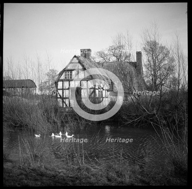 Artist's Cottage, Trotshill, Warndon, Worcester, Worcestershire, 1939. Creator: Marjory L Wight.