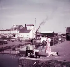 Artists sketching on the River Chelmer, Maldon, Essex, c1955. Creator: Arthur Charles Kirby Ware