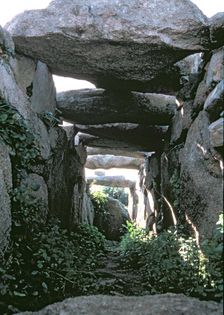 Arzachena collective burial, tomb of the giants