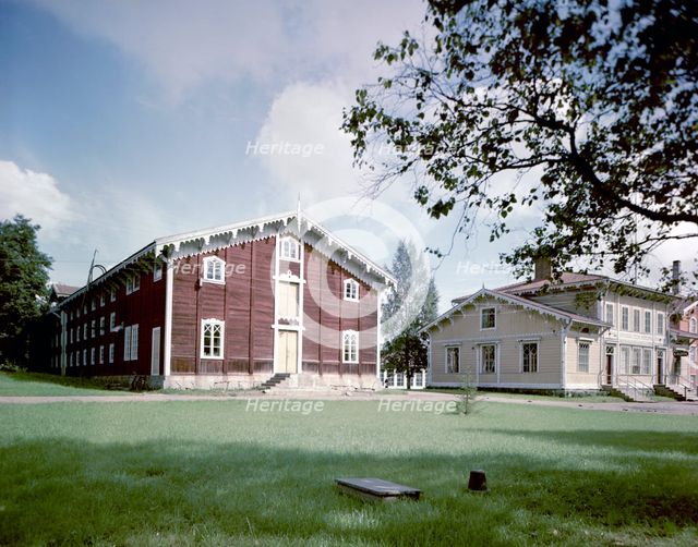 Arabia Notsjö glassworks, Finland, 1960s. Creator: Göran Algård.