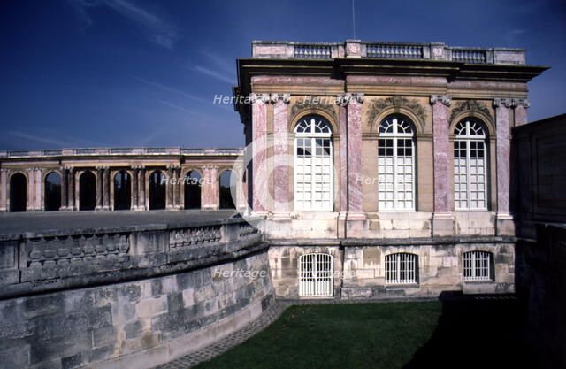 Architectural detail of a side of the Grand Trianon palace.