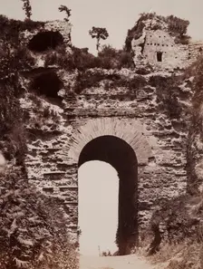 Arco Felice, Pozzuoli - Cuma, between 1880-1890. Creator: Giorgio Sommer
