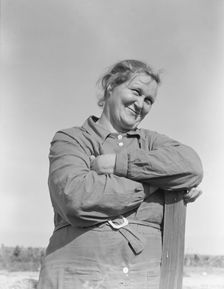 Arkansas mother, now a rural rehabilitation client, Tulare County, California, 1938. Creator: Dorothea Lange
