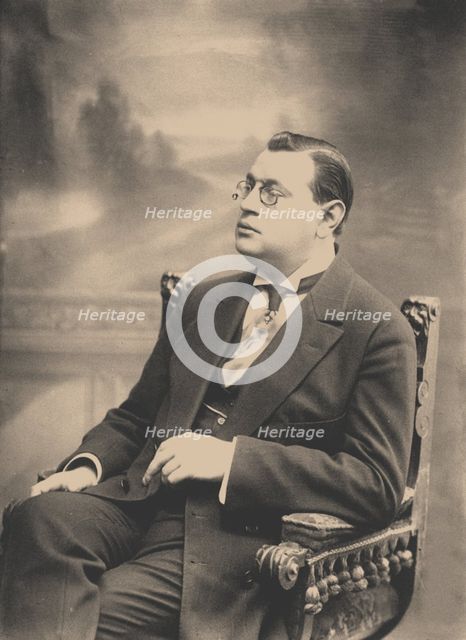 Arkady Timofeevich Averchenko (1881-1925), 1913. Artist: Bulla, Karl Karlovich (1853-1929)
