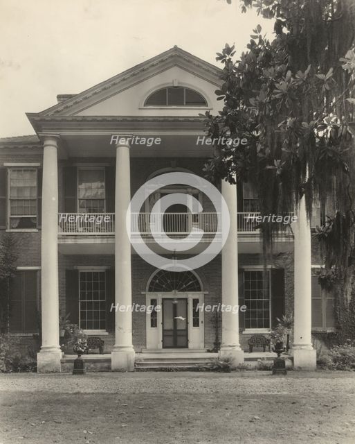 Arlington, Natchez, Adams County, Mississippi, 1938. Creator: Frances Benjamin Johnston.