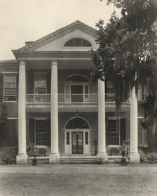 Arlington, Natchez, Adams County, Mississippi, 1938. Creator: Frances Benjamin Johnston