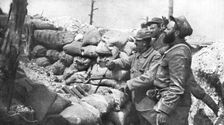 Armement Nouveau; Batterie de quatre engins dits "taupias" 1915. Creator: Unknown