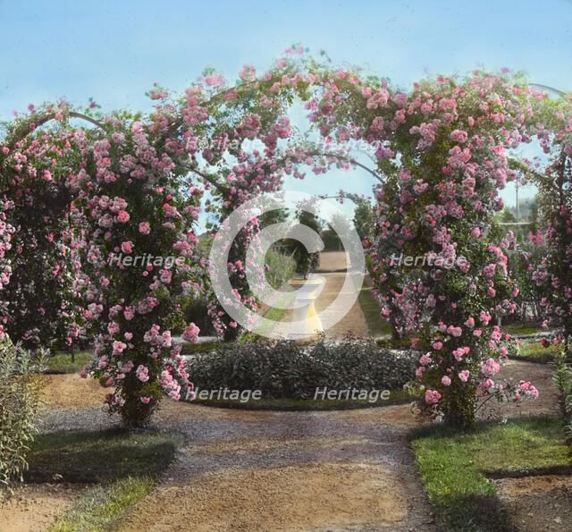 "Armsea Hall," Charles Frederick Hoffman Jr. house, Narragansett Bay, Newport, Rhode Island, 1914. Creator: Frances Benjamin Johnston.