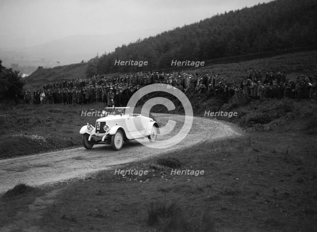 Armstrong-Siddeley open 2-seater competing in the Caerphilly Hillclimb, Wales, 1922. Artist: Bill Brunell.