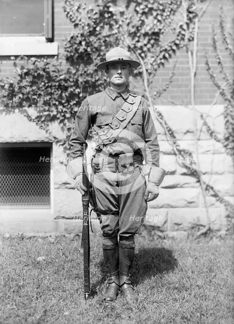 Army, U.S. Equipment On Soldier, 1916. Creator: Harris & Ewing.