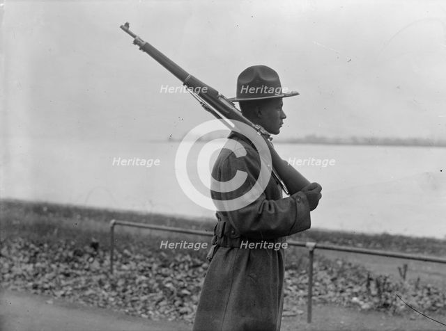 Army, U.S. Negro Troops, 1917. Creator: Harris & Ewing.