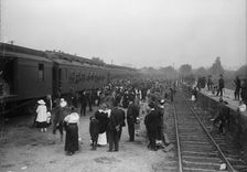 Army, U.S. Troops In Training, 1917. Creator: Harris & Ewing