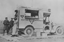 Army Motor Kitchen of Mrs. Hoare's [YMCA], 2 Oct 1918. Creator: Bain News Service