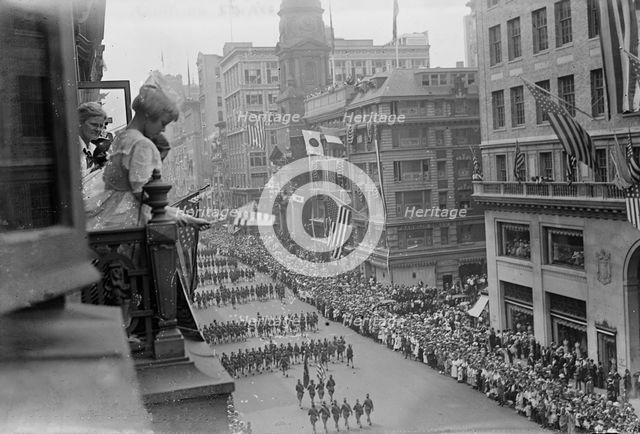 Army on 5th Ave., 30 Aug 1917. Creator: Bain News Service.