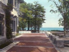 Arnold Schlaet house, Campo Point, Saugatuck, Connecticut, c1915. Creator: Frances Benjamin Johnston