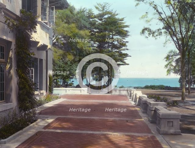 Arnold Schlaet house, Campo Point, Saugatuck, Connecticut, c1915. Creator: Frances Benjamin Johnston.