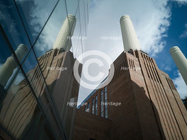 Around Battersea Power Station, London, UK, Oct 2021. Creator: Ethel Davies.