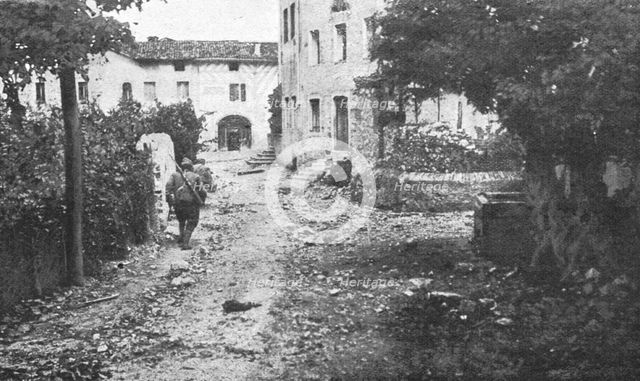 'Arret et recul Autrichiens; A Velo d'Astico, pendant l'offensive autrichienne: soldats..., 1916. Creator: Unknown.