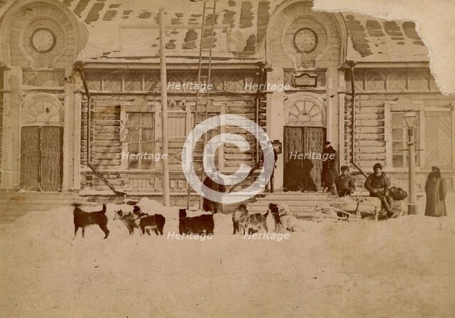 Arrival of mail in Alexandrovsk, 1890. Creator: Unknown.