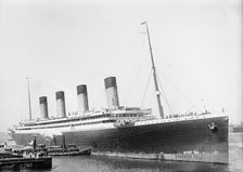 Arrival OLYMPIC, 1911. Creator: Bain News Service