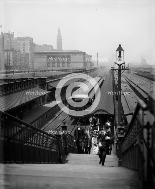 Arriving from the suburbs, Chicago, Ill., c1907. Creator: Unknown.